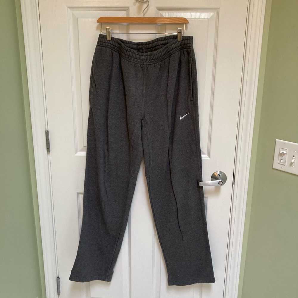 Men’s Nike grey sweatpants size large